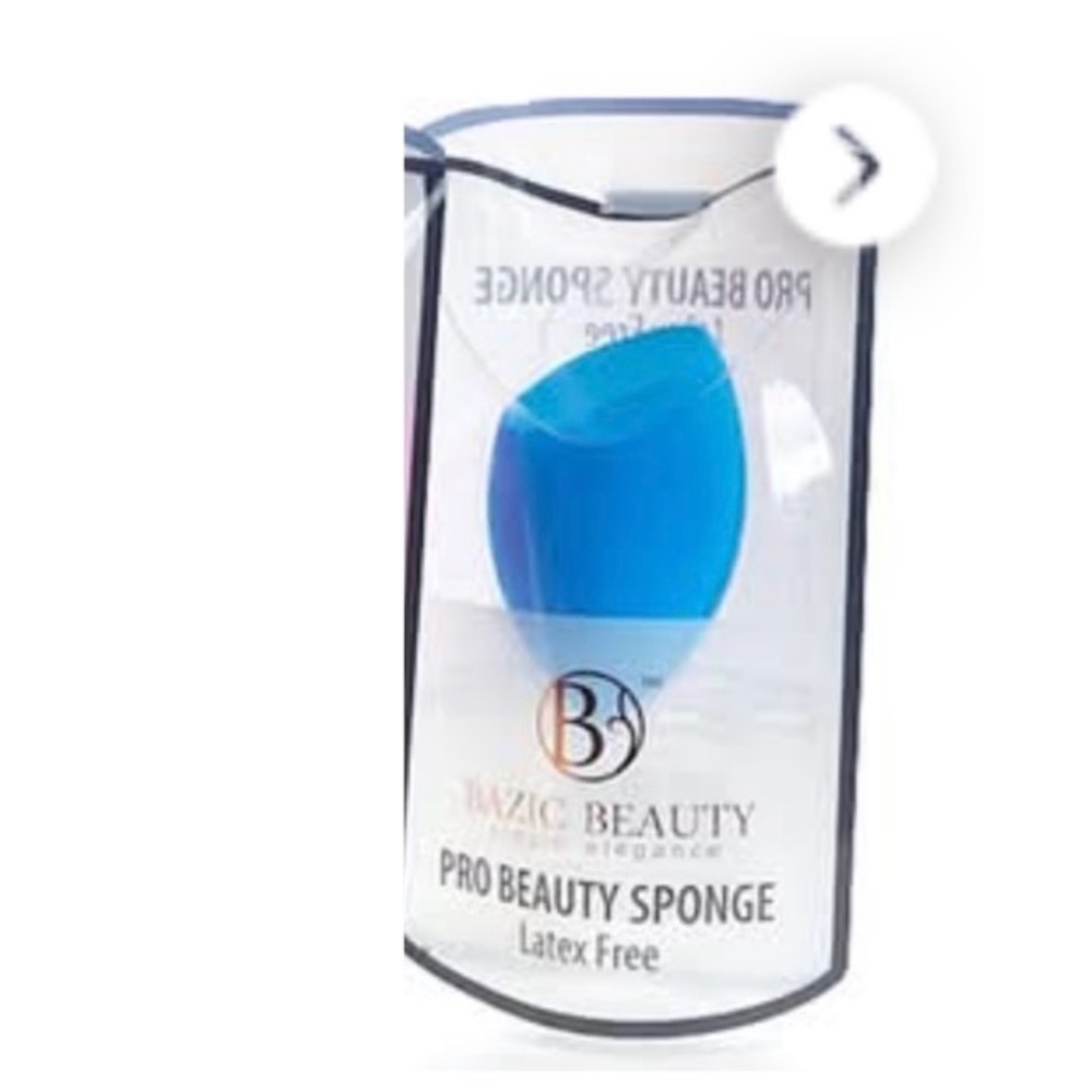 BAZIC BEAUTY 💙 Beauty Blender Sponge